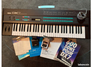 Yamaha DX7 (80348)