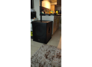 Behringer Eurolive B1800X PRO (31615)