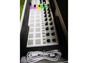 Arturia BeatStep Pro (48930)