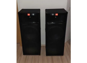 JBL TR 225