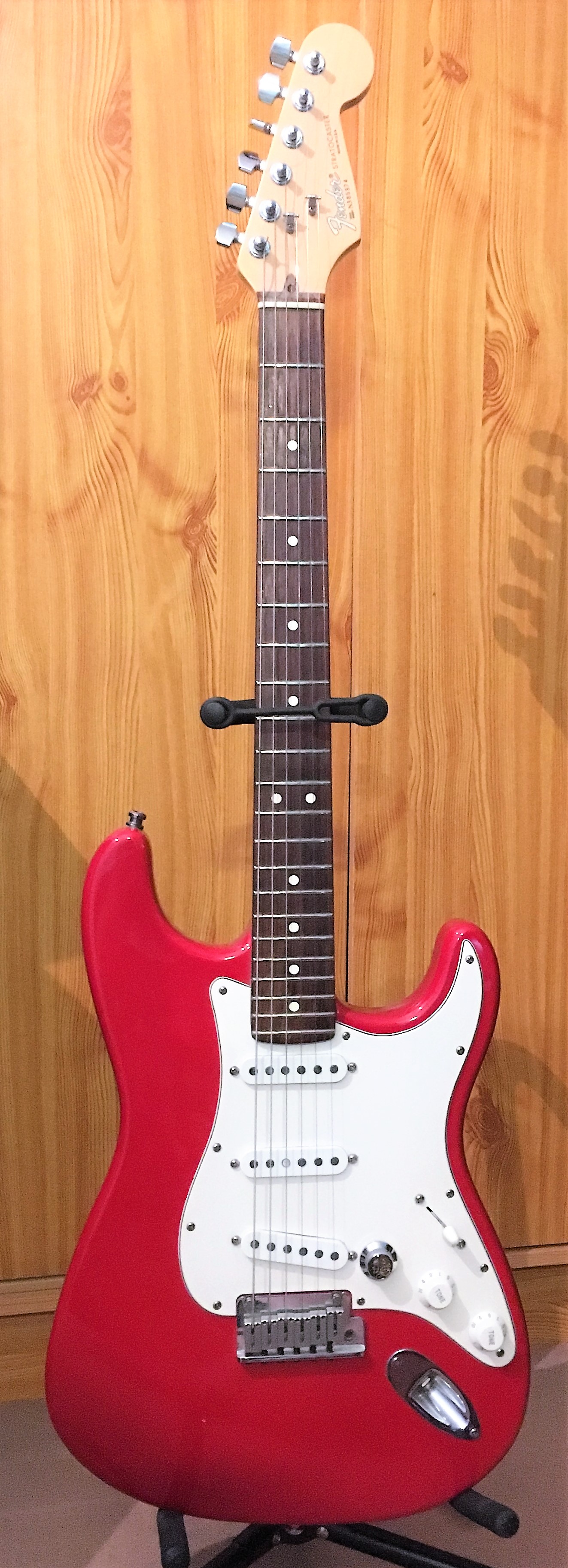 Fender Standard Stratocaster [1990-2005]