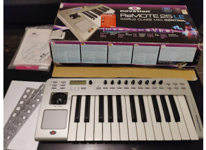 Novation Remote 25 LE