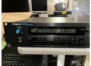 Roland D-550 (87499)