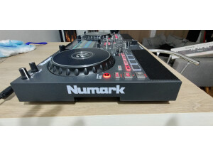 Numark Mixstream Pro (7278)