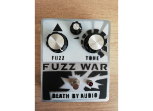Death By Audio Fuzz War (71996)