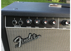 Fender FM 212R (6109)