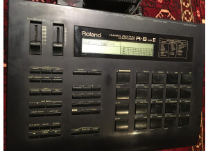 Roland R-8 MKII (85279)