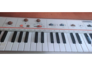 Casio MT-40 B