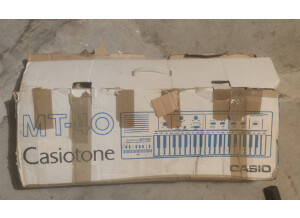 Casio MT-40 C