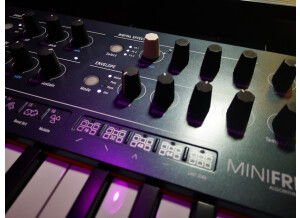 Arturia MiniFreak (2449)