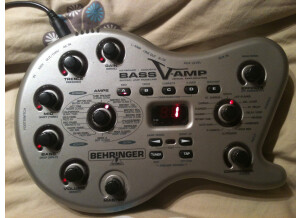 Behringer Bass V-amp (5690)