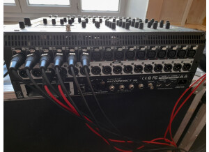 TABLE MIXAGE SOUNDCRAFT SI COMPACT 16