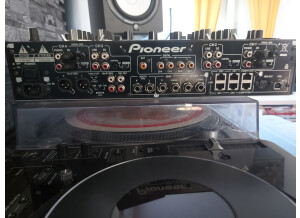 Pioneer DJM-2000 (9103)