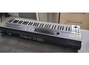 Roland D-50 (24800)