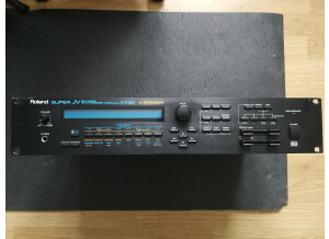 Roland JV-1080 (19863)