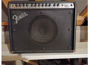 Roc Pro 1000 - Fender Roc Pro 1000 - Audiofanzine