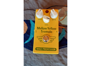 Mad Professor Mellow Yellow Tremolo (41141)