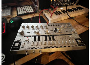Behringer TD-3 (9982)