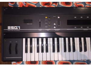 Ensoniq ESQ1 (6698)