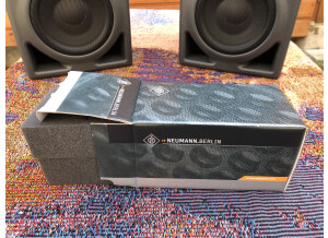 Neumann KH 150 boite du microphone