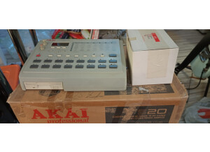 Akai Professional S20 (47039)