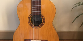 Vends guitare classique Signotina 1972