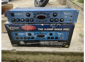 Behringer V-Amp Pro (51184)