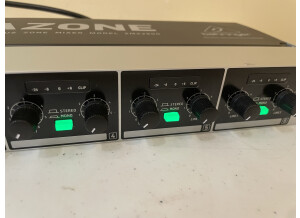 Behringer ZMX2600