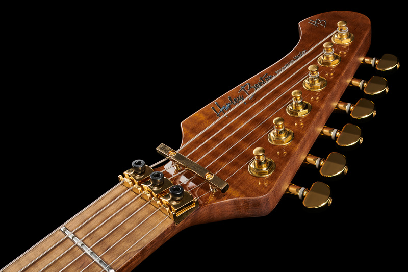 MAX Fusion SignatureHEADSTOCK