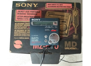 Sony MZ-R70 (7765)