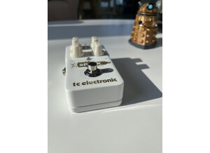 ED925566-DE82-400F-8911-89A1A8DA8939