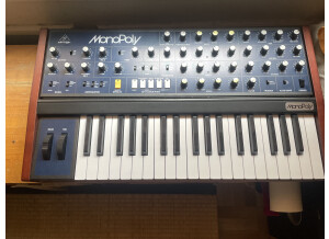 Behringer MonoPoly (65427)