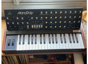 Behringer MonoPoly (31665)