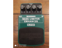 Behringer Bass Limiter Enhancer BLE100 (70422)