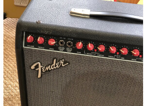 Fender Deluxe 85 (89102)
