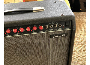 Fender Deluxe 85 (87968)