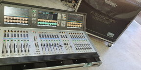 Soundcraft Vi2000 avec tourets et stagebox