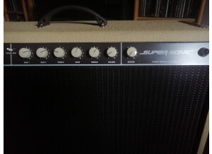 Fender Super-Sonic  60 Combo (8513)