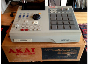 Akai MPC2000XL (54661)