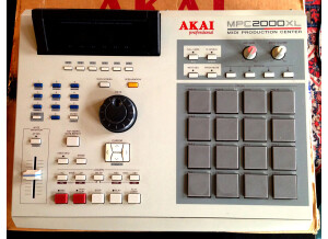 Akai MPC2000XL (58366)