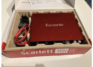 Focusrite Scarlett 18i8 (94930)