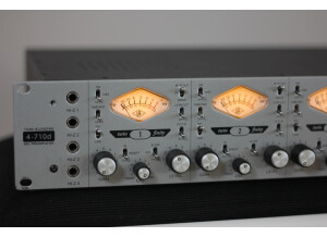 Universal Audio 4-710D (26367)