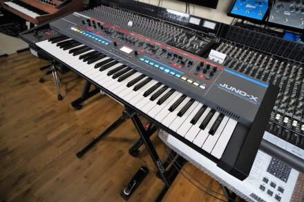 Juno-X 02tof 03 34 droite Juno-X 02tof 03 34 droite