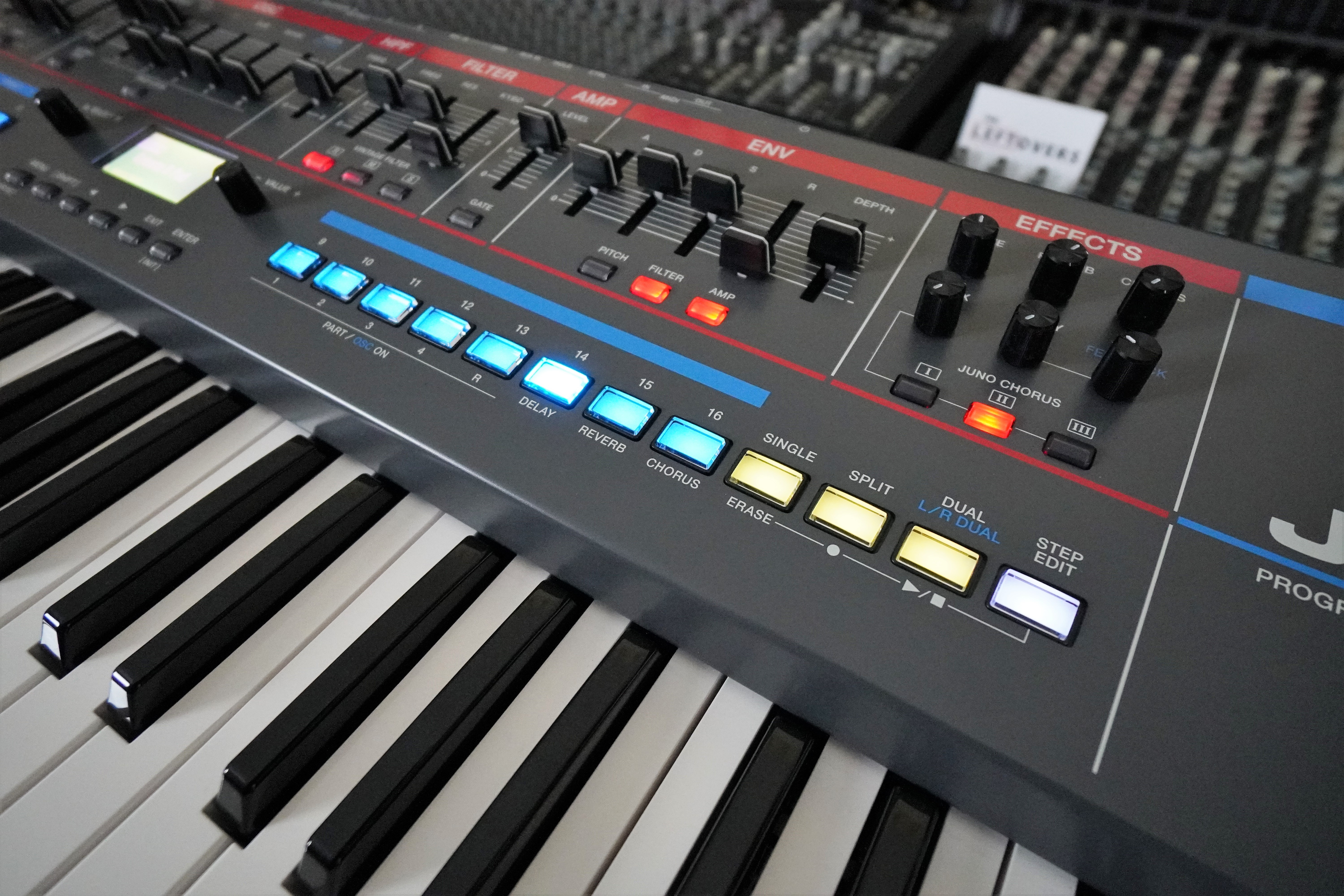 Juno-X 02tof 11 GP 34 droite