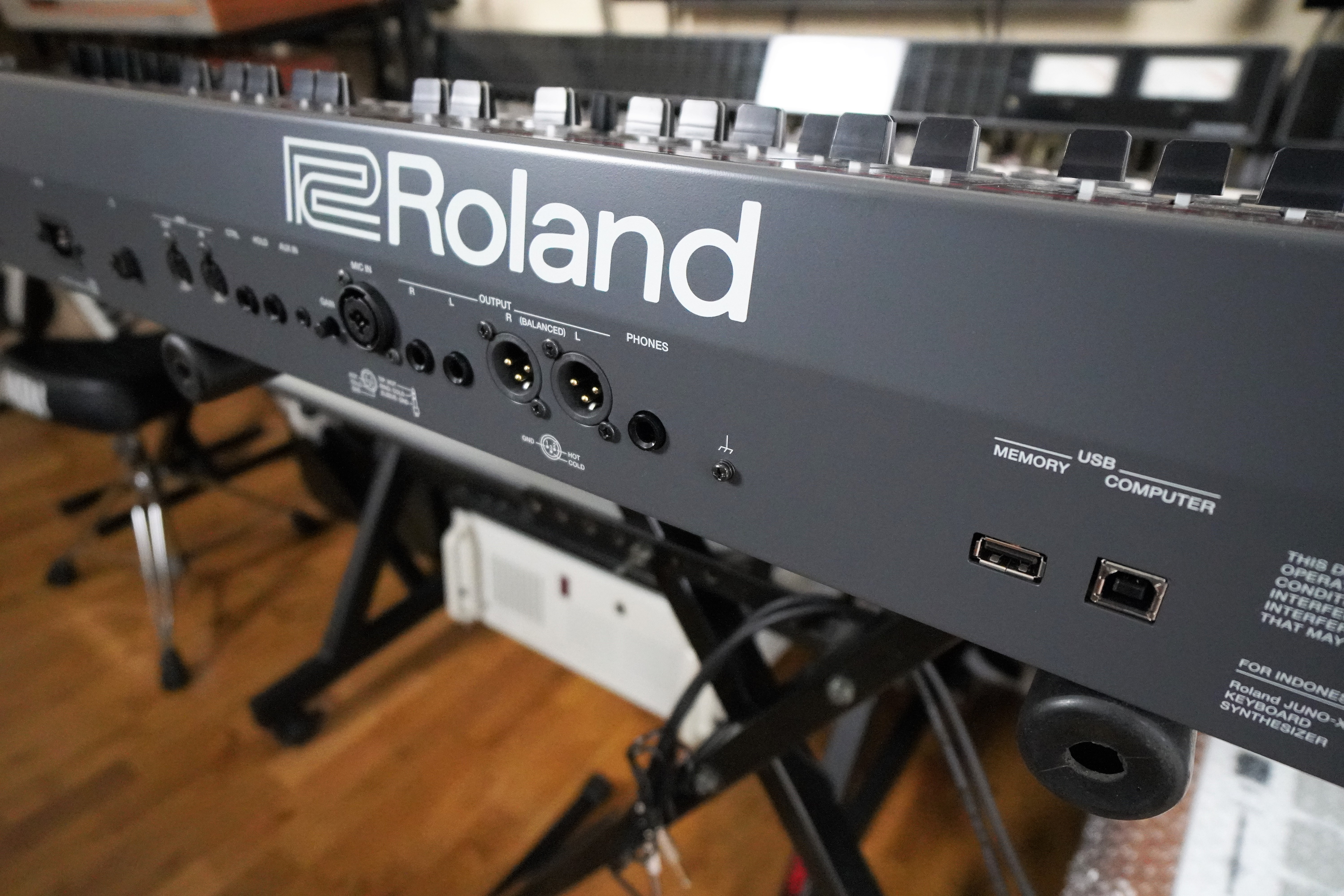 Juno-X 02tof 17 zoom 34 arri&egrave;re