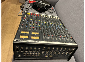 Soundcraft Series 200 (7698)