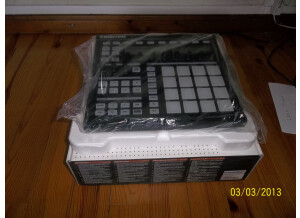 Native Instruments Maschine MKI (80620)