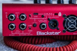 Amped2 panneau arrière Amped2 panneau arrière