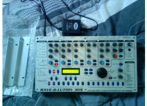 Quasimidi Rave-O-Lution 309 (77152)