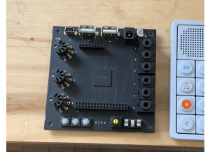 Teenage Engineering OP-1 (64383)